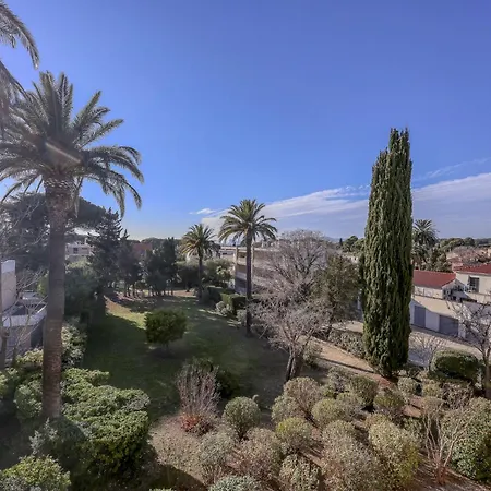 Les Palmiers-4 By Interhome شقة